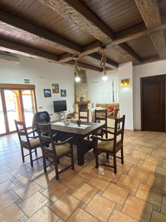 Casa Rural Montes De Trigo Jerez De Los Caballeros Exteriör bild