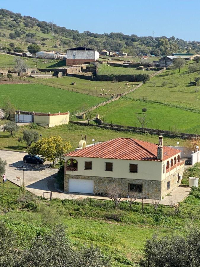 Casa Rural Montes De Trigo Jerez De Los Caballeros Exteriör bild