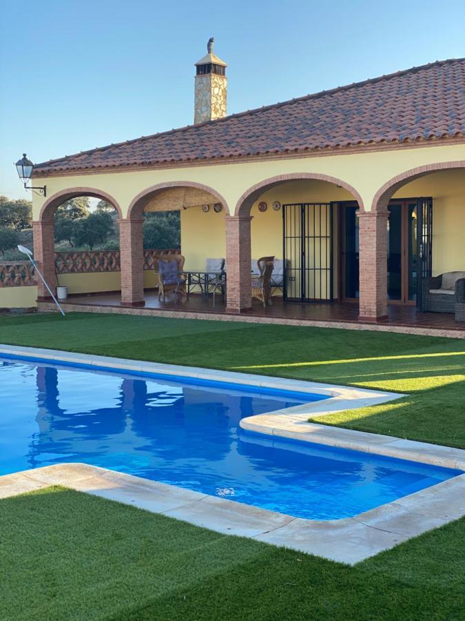 Casa Rural Montes De Trigo Jerez De Los Caballeros Exteriör bild